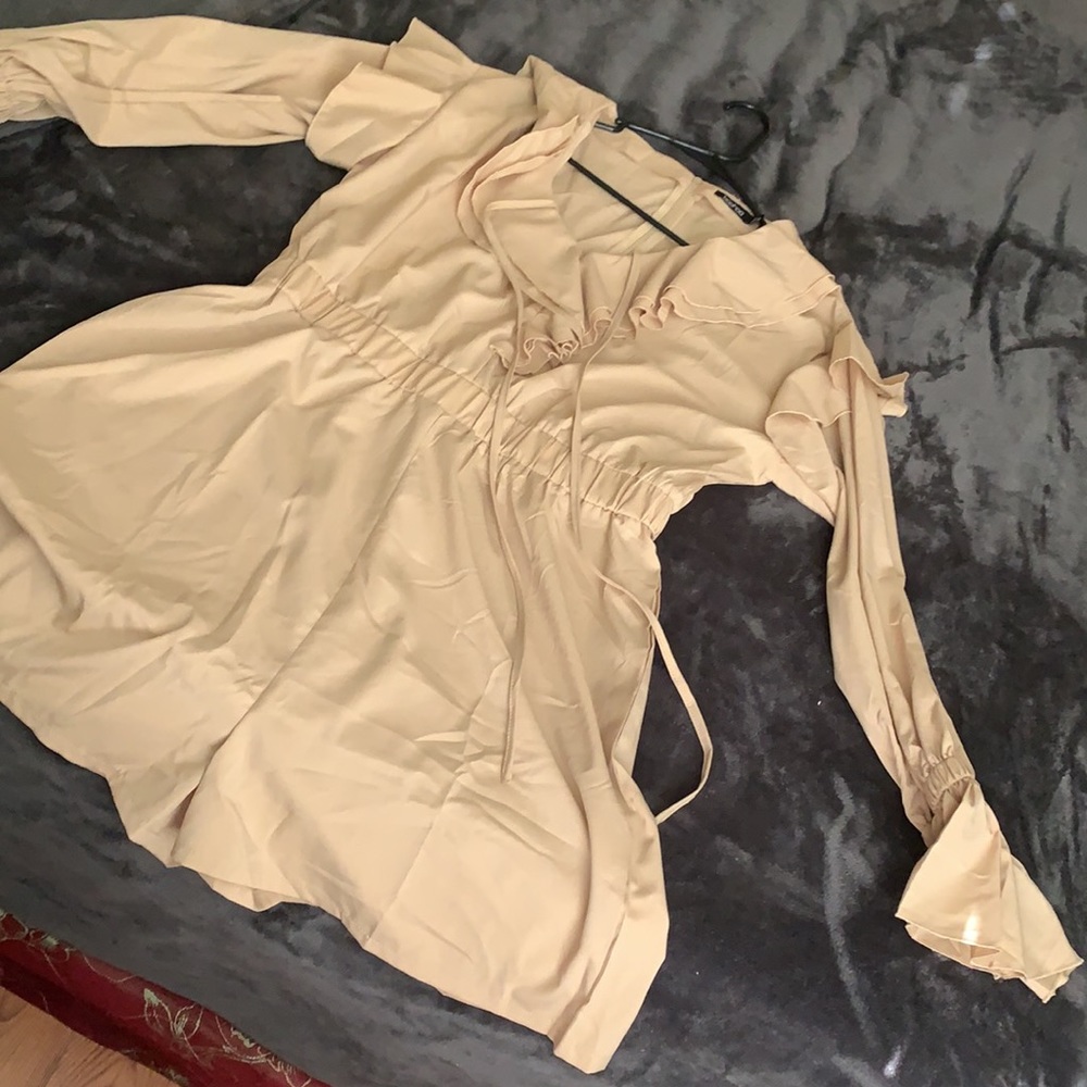 Tan dressy romper. NWOT - Picture 2 of 3